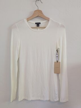 Halogen Ivory Crew Neck Top - NWT